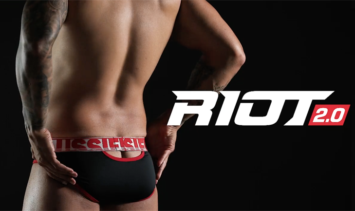Prodyšné slipy z mikrovlákna AussieBum RIOT 2.0 Brief Black4 - kópia_729px
